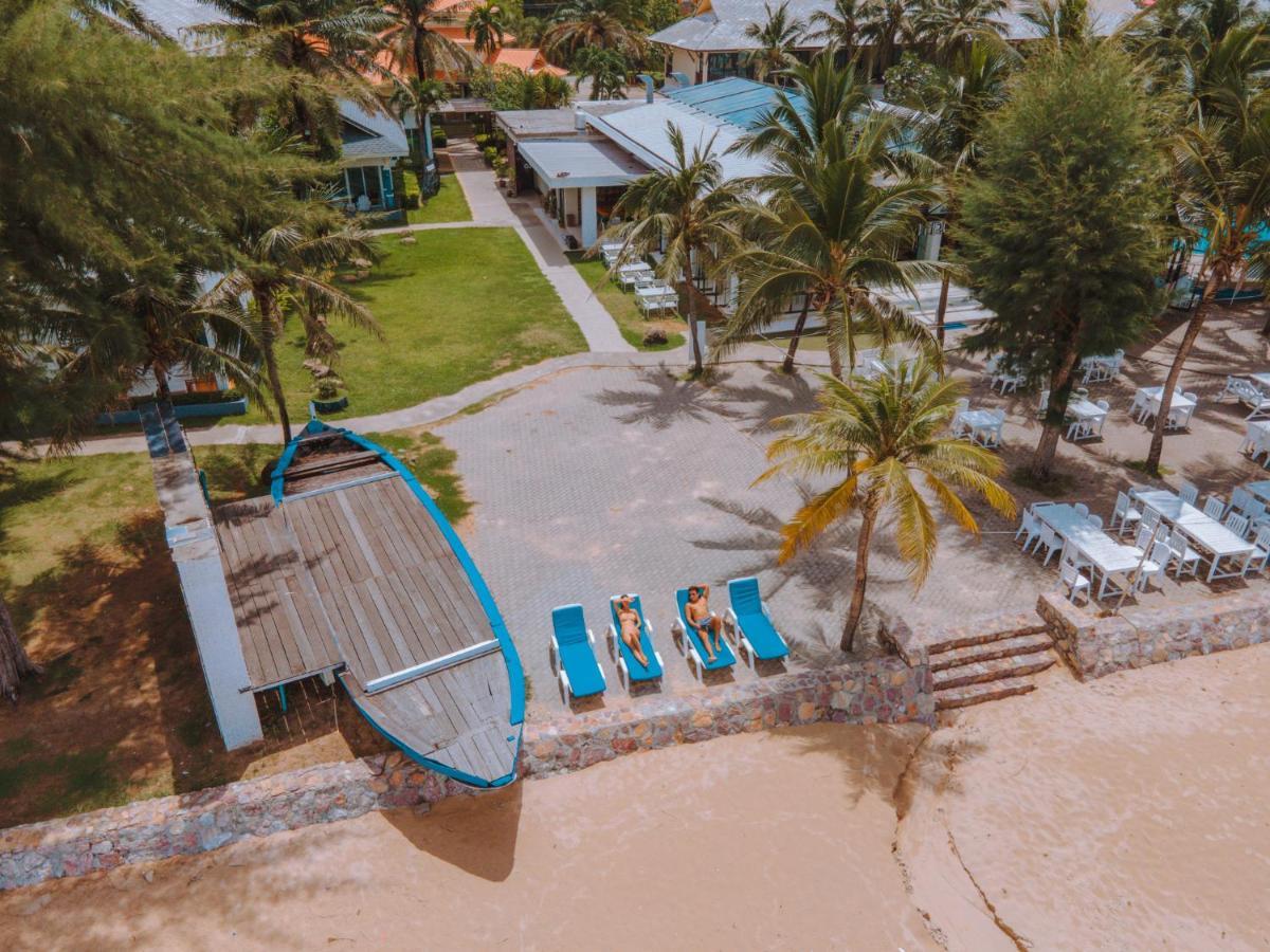 Chaolao Tosang Beach Hotel Chao Lao Beach Exterior photo